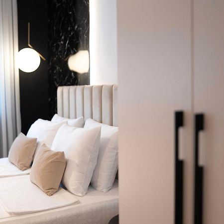 Regent Blue Apartments - Free Private Parking โมสตาร์ ภายนอก รูปภาพ