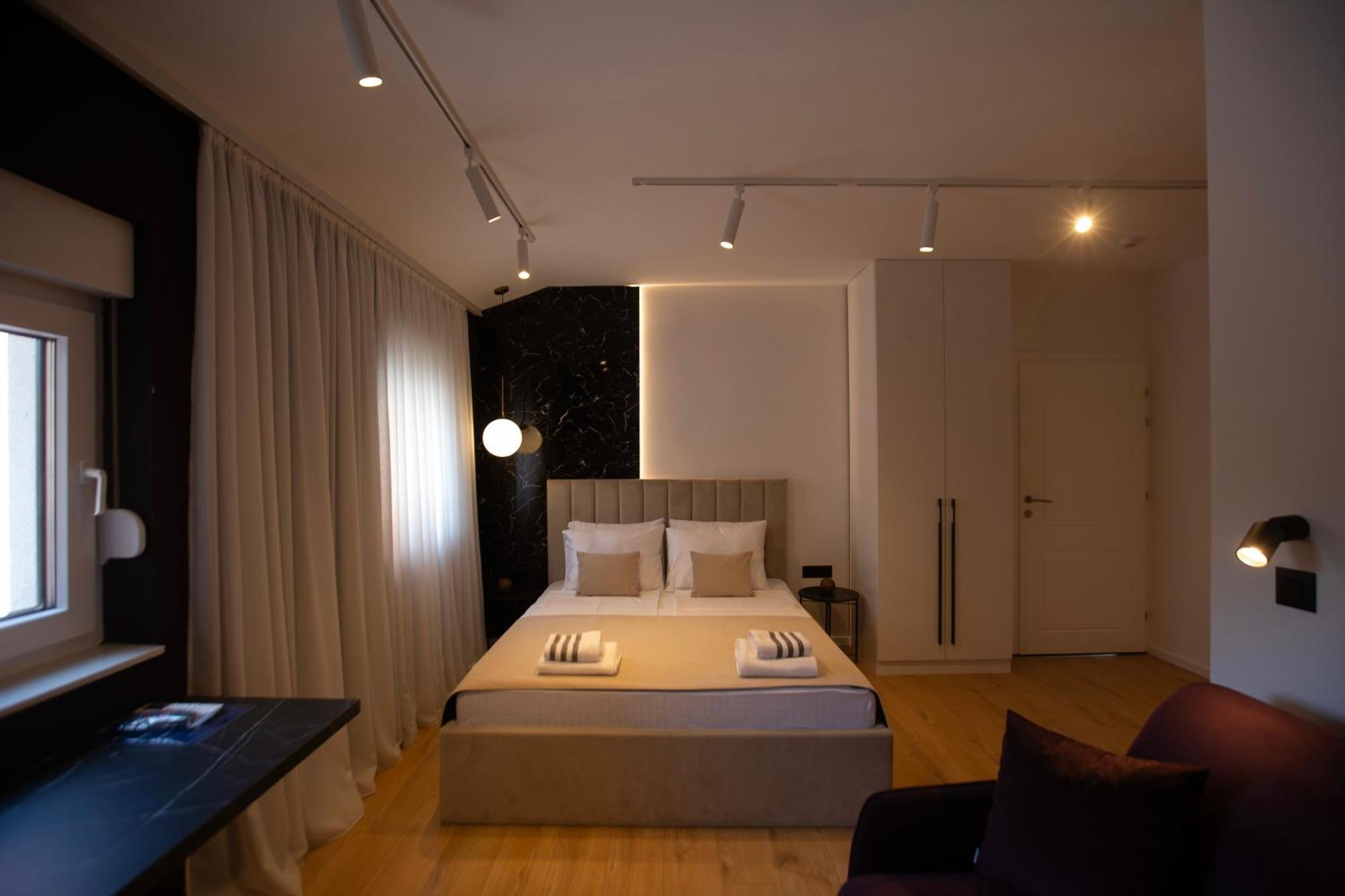 Regent Blue Apartments - Free Private Parking โมสตาร์ ภายนอก รูปภาพ