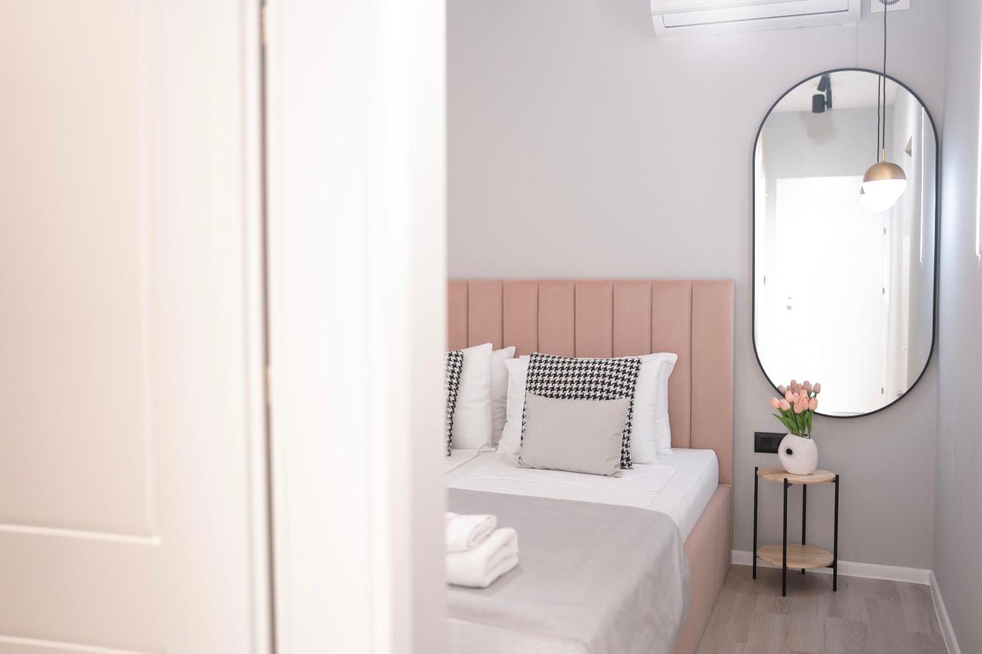 Regent Blue Apartments - Free Private Parking โมสตาร์ ภายนอก รูปภาพ