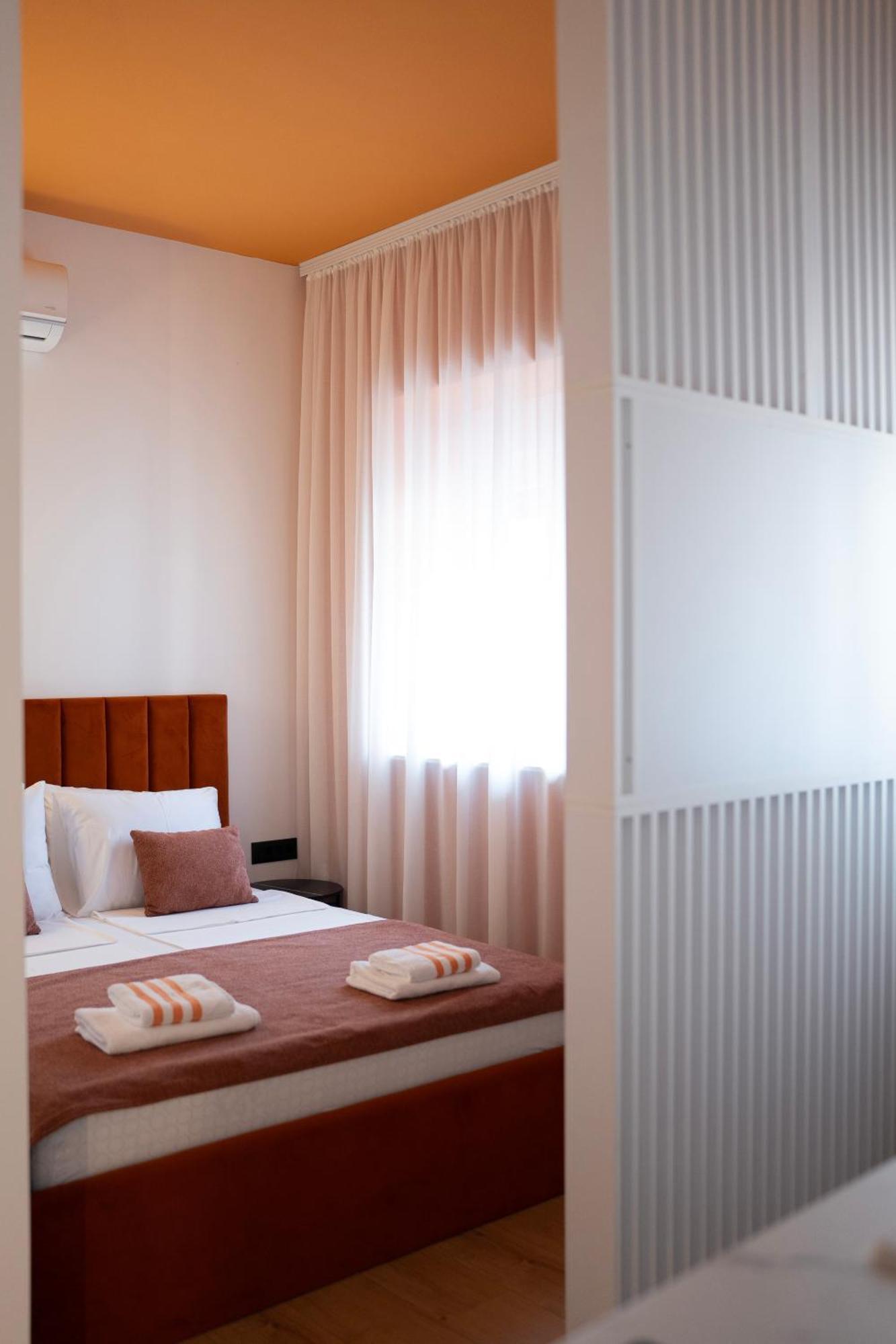 Regent Blue Apartments - Free Private Parking โมสตาร์ ภายนอก รูปภาพ